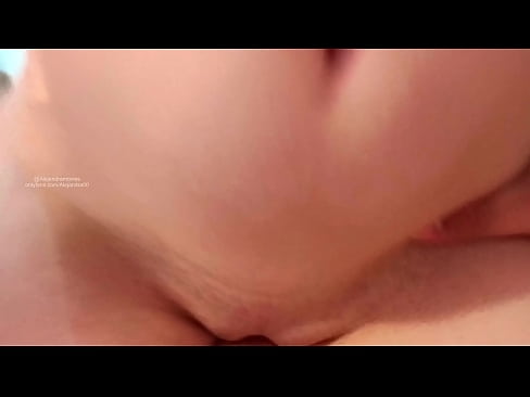 ❤️ Ablamın odasında uyuyorum ve ben böyle uyandım Porno bizde ☑