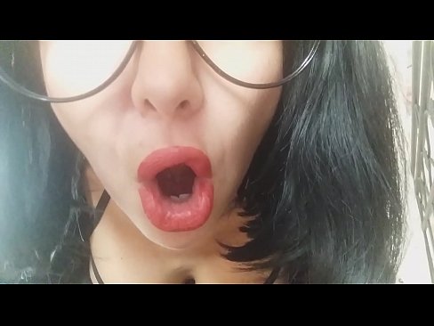 ❤️ Tatlım, üvey annen bugün okula gitmene izin vermiyor... Sana çok ihtiyacım var... Porno bizde ☑